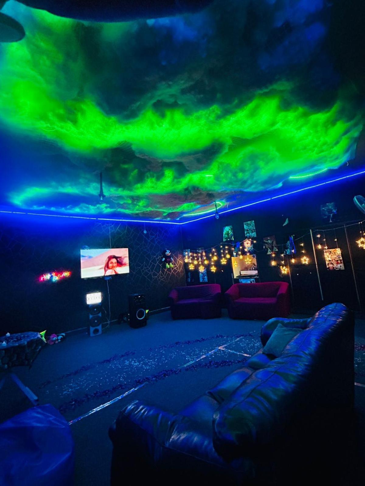 Dim Delights Apartment *